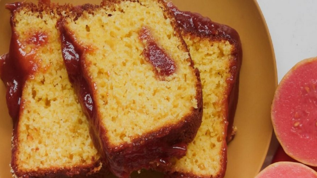 Receita de Bolo de Fubá com Goiabada no Liquidificador